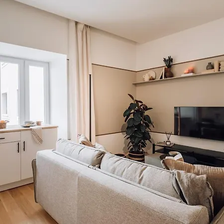 Paya - 1 Bedroom And Pool In Areeiro *