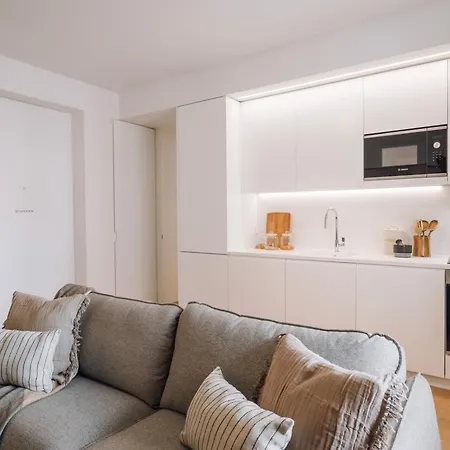 Paya - 1 Bedroom And Pool In Areeiro Apartment *